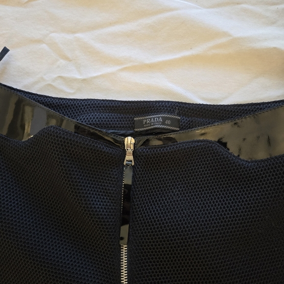 Prada | Black Textured Straight-Leg Pants with Patent Trim | Size 40 - Picture 4 of 8